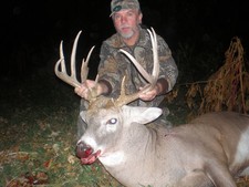 Tom Mcintosh and his 2 nd day of the hunt trophy. 2010